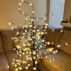 Light Up Tree House Decor 