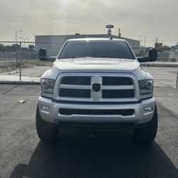 2017 Dodge Ram 2500 6.4 Hemi Laramie