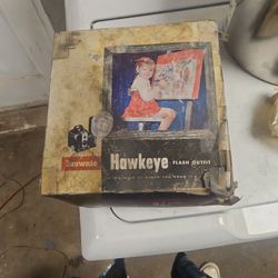 Old Kodak Camera  /flash $15