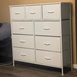 Dresser new