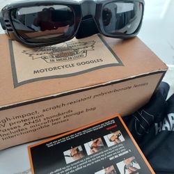 GENUINE  HARLEY DAVISON  MOTORCYCLE  GOGGLES 