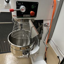 Planetary floor mixer