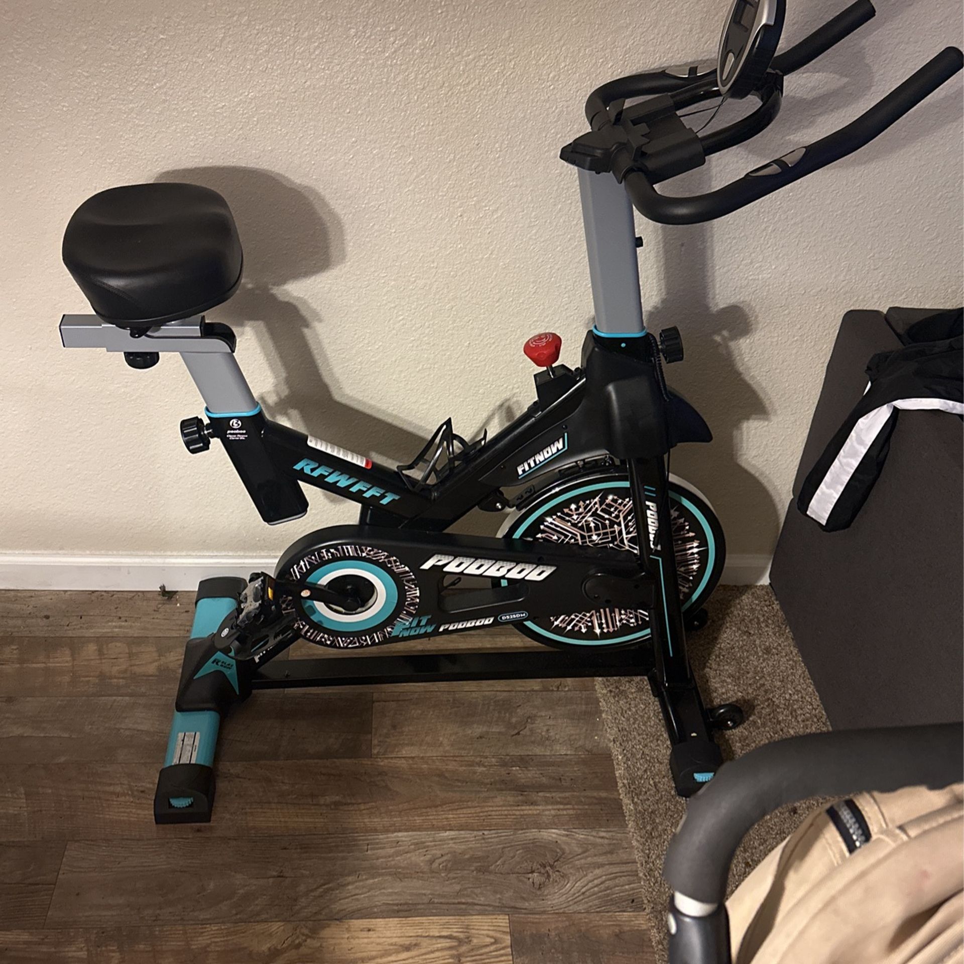 Magnetic Resistance Silent Stationary Bike 400 Lb Person Exercise