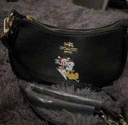 Coach × Disney Mickey & Minnie Christmas min teri shoulder bag