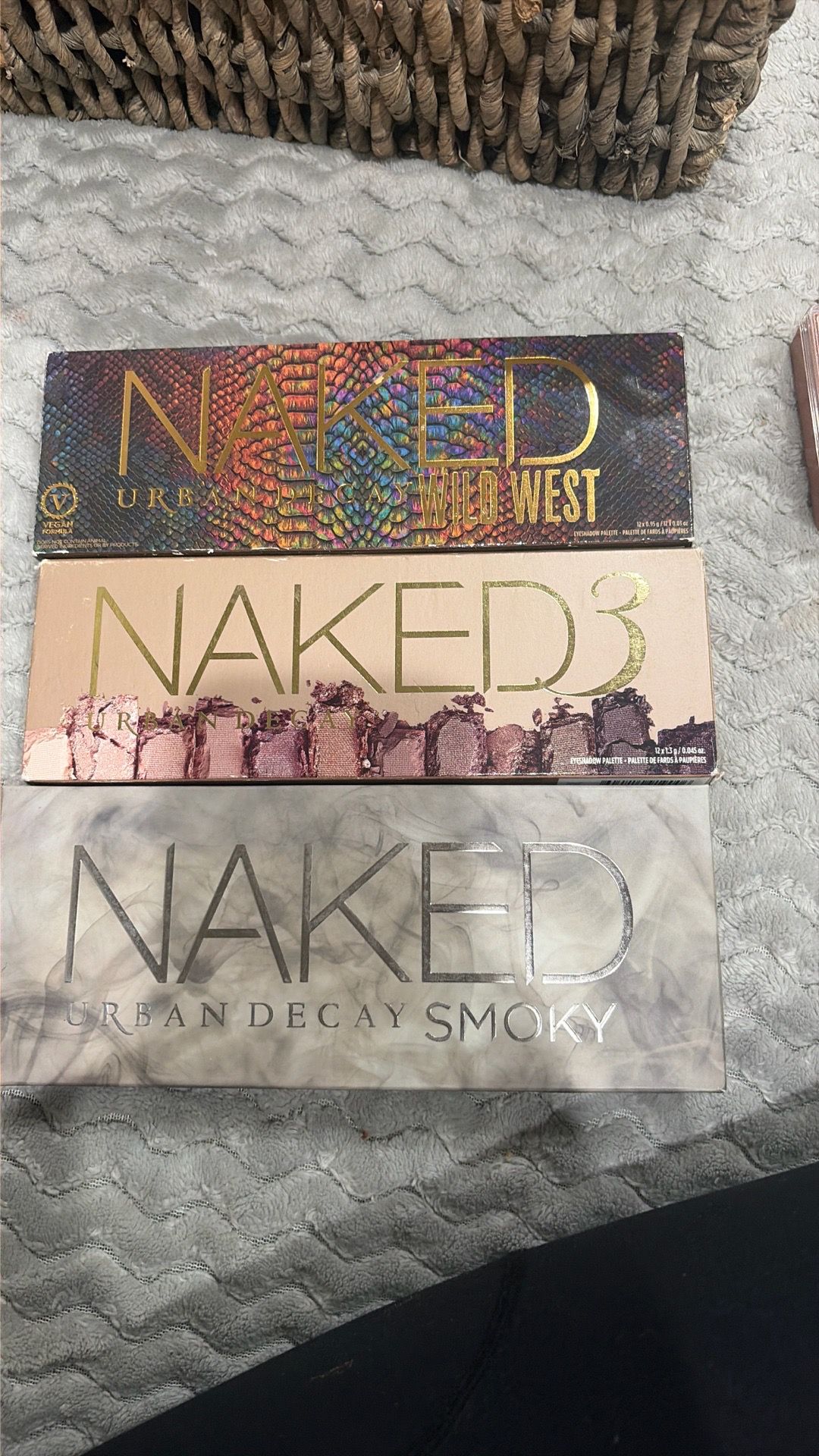 Naked palettes