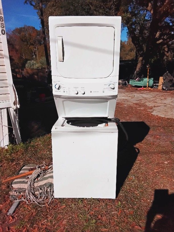 Ge Stackable Washer/Dryer Combo