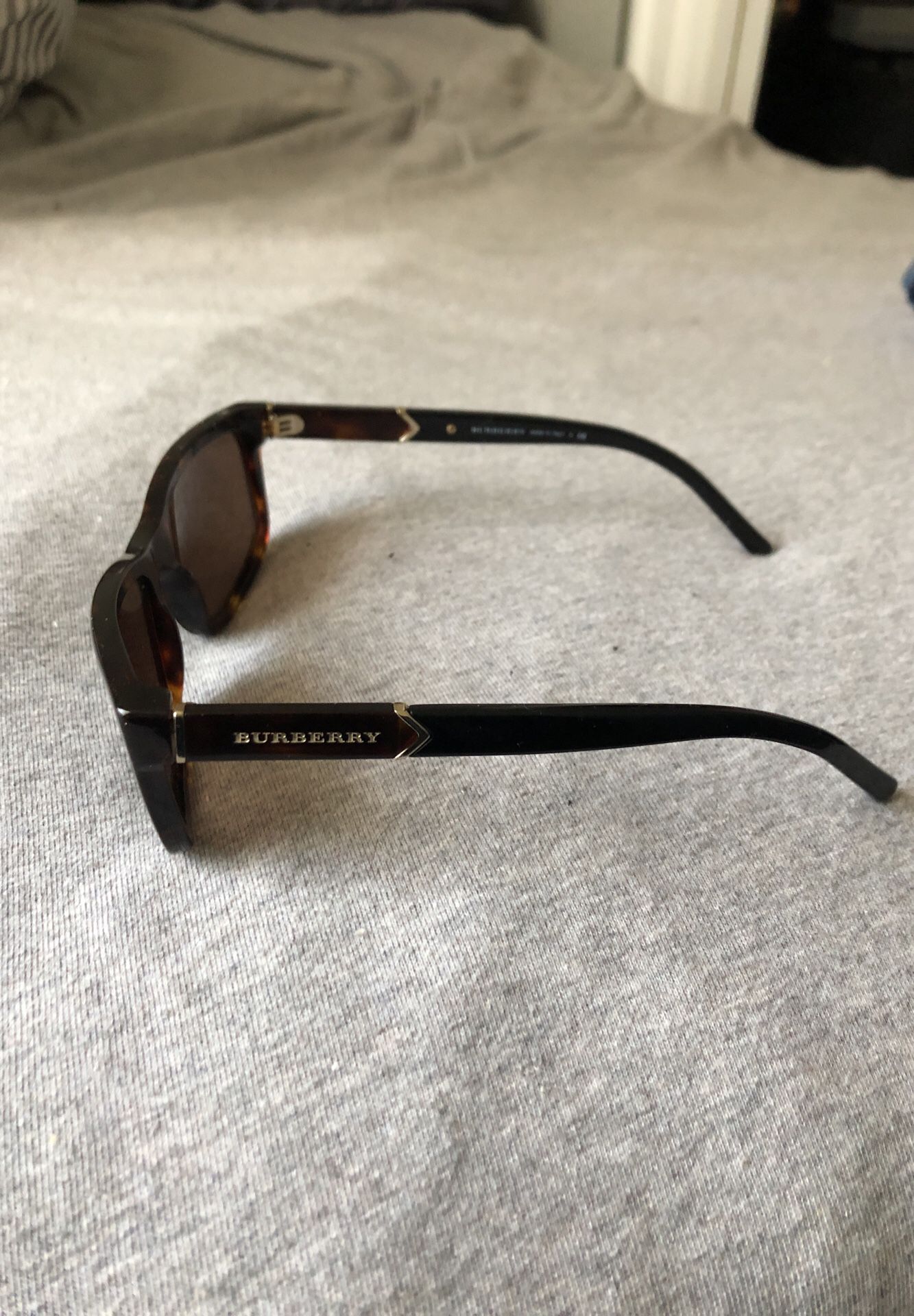Burberry women’s sunglasses