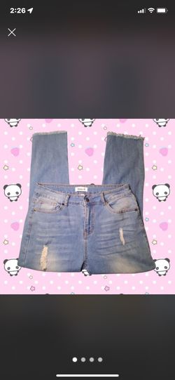 Between Us Women's Jeans Size 9 Light Wash Straight Leg Frayed Hems Distressed