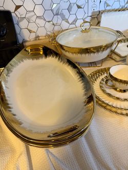 White and Gold Porcelain Dinnerware Set