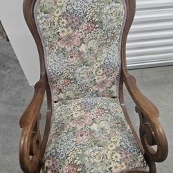 Rocking Chair 