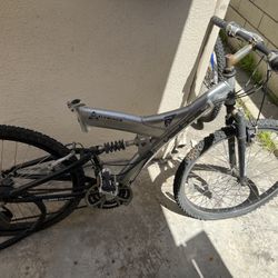 Full Suspension Mountain Bike