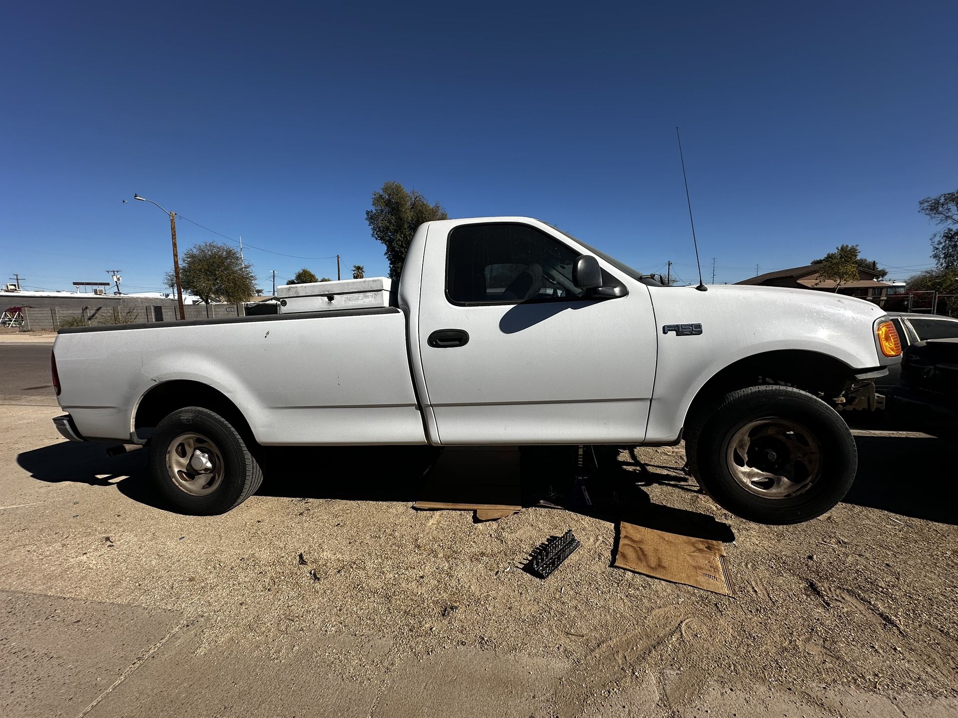 2002 Ford Truck For Parts