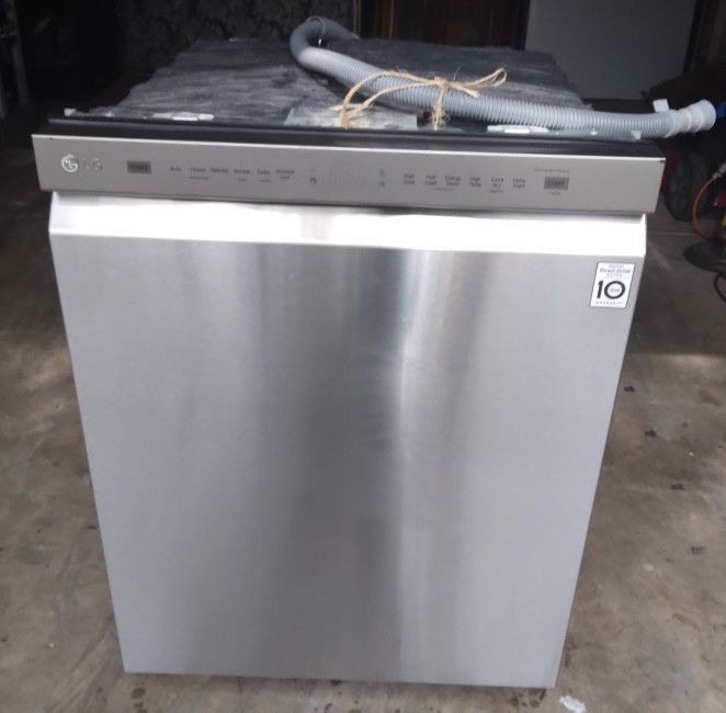 LG 24" Front Control Built- In Stainless Steel Dishwasher