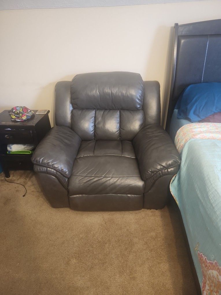 Recliner