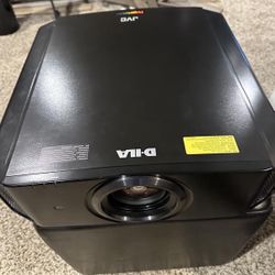 JVC DLA-X990R 4K Home Theater Projector 2000lu