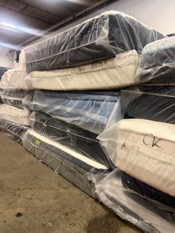 California king mattress good brands starting from $299 and up