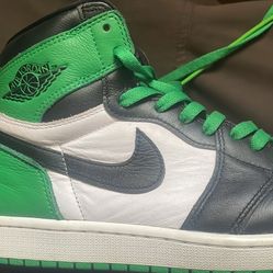Jordan 1s Retro Size 10.5