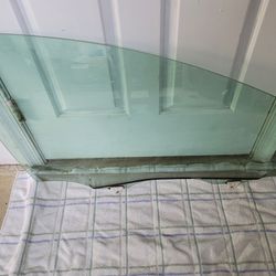 2009 - 2015 Nissan Murano Front Door Glass