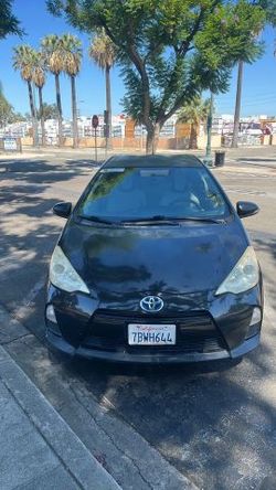 2013 Toyota Prius c