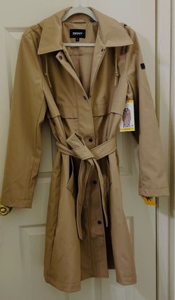 Gabardina DKNY