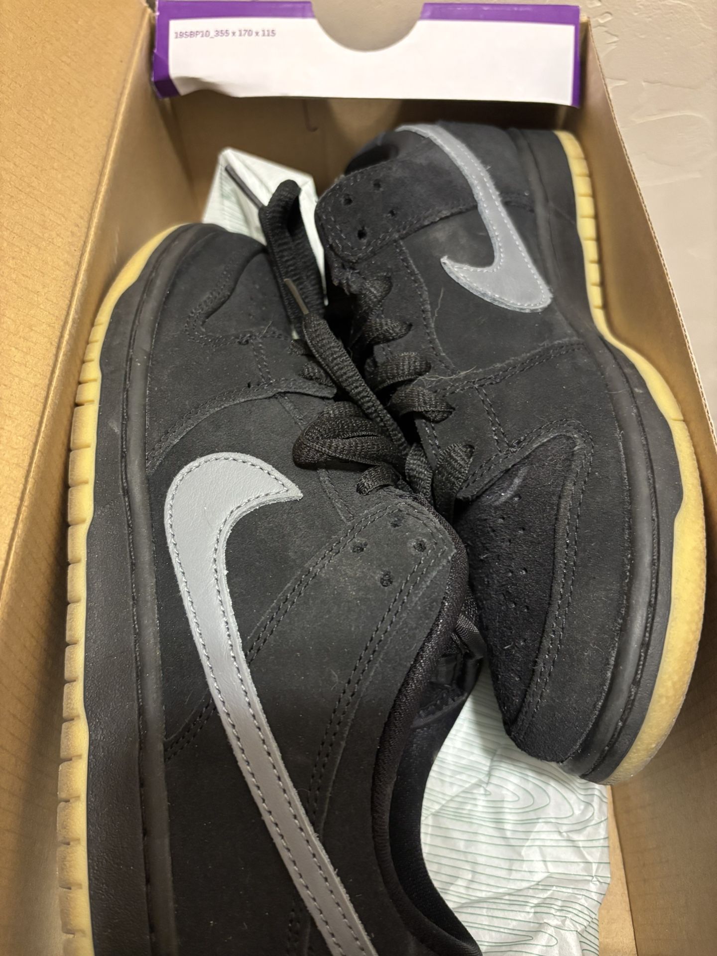 NIKE SB
