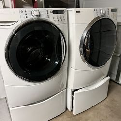 Kenmore Elite Washer and Dreyer Set With Pedestal And Top Shelf