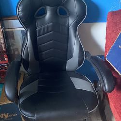 New! Black & Gray Respawn 110 Racing Style Gaming Chair