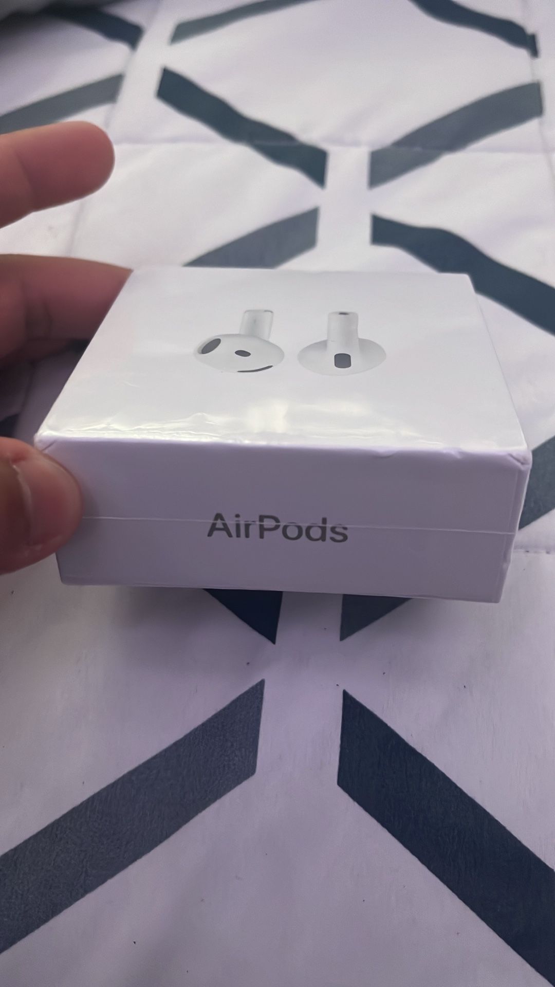 AirPod 4