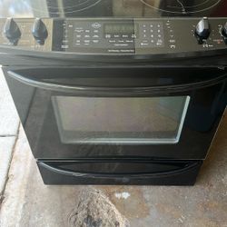 Kenmore Elite Electric Stove 