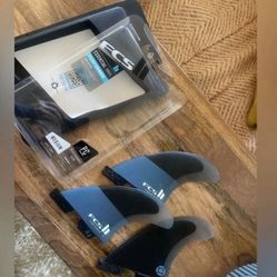 New FCS performer Thruster Tri Fins Surfboard Surf New In Package Medium Blue 