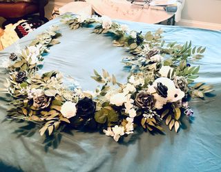 Wedding Ceremony Navy Blue And White Flowers Vine 