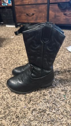Girls cowgirl boots size 9