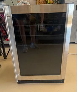Mini fridge