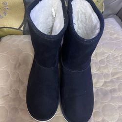 Boots Black Size 7
