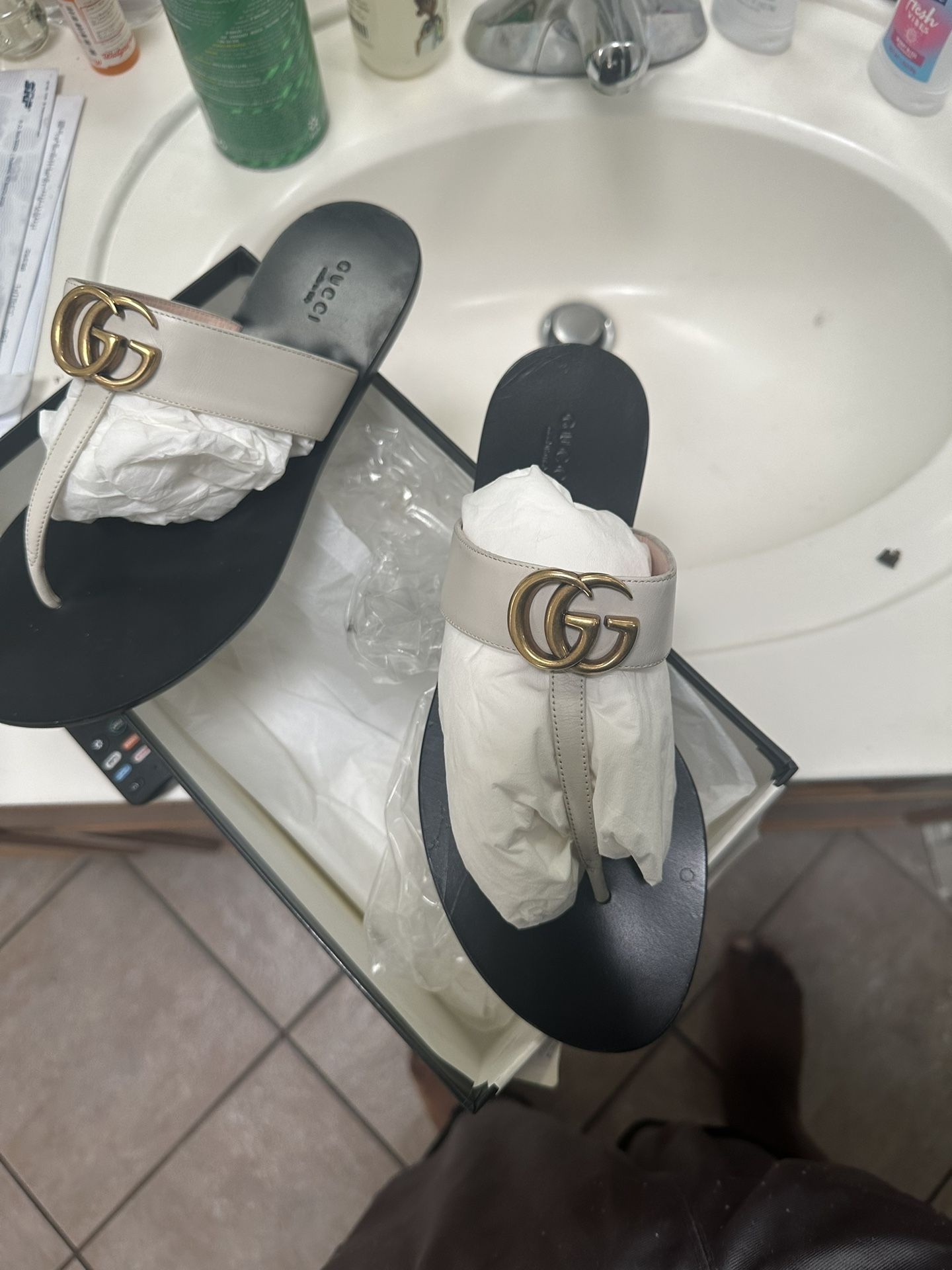 Women Gucci Sandals