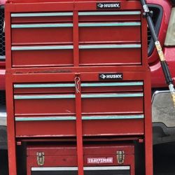HUSKY TOOL BOX