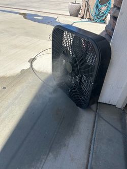 Portable Fan with mister