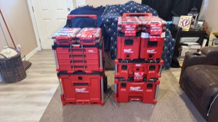 Milwaukee packout 2 sets available $450 EACH All Brand New