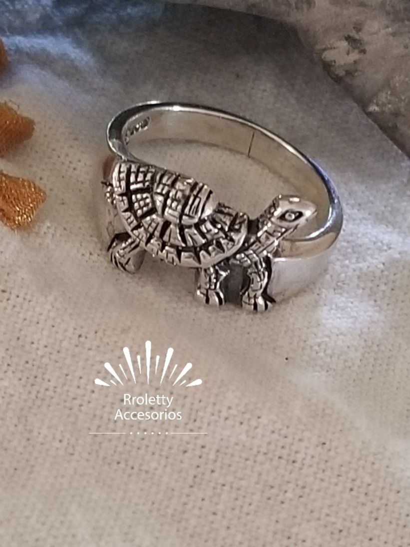 Sterling Silver 925 Turtle Ring With Marcasite.