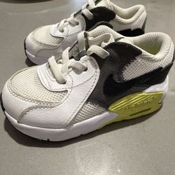 Nike Air Max toddler shoe 7C