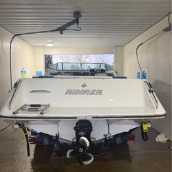 Rinker 230 Festiva