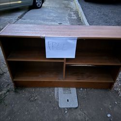 Free Bookshelf 