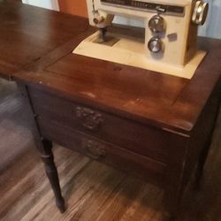 Vintage Sewing Machine Best Offer
