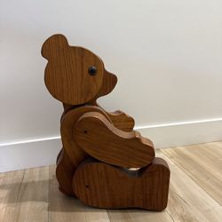 Wooden bear