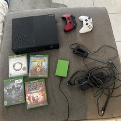 Xbox One With Games, Memory And Complete Rockband set