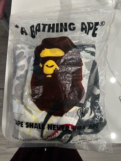 A Bathing Ape  AUTHENTIC  glow in dark blk/white Shark hoodie