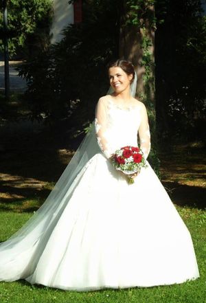 New And Used Wedding Dress For Sale In Queens Ny Offerup