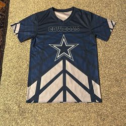 Dallas Cowboys Shirt Size  Medium 