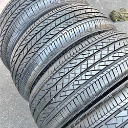 225-65R18 Bridgestone tires usadas en perfecta condición 80%life