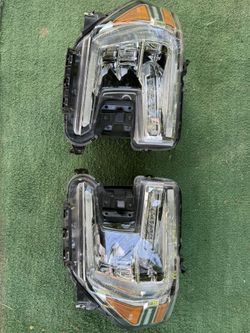 2019-2022 GMC Sierra Headlights